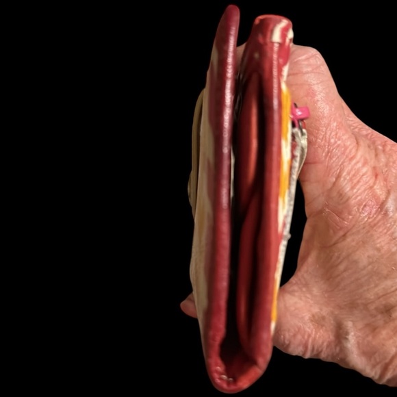 Fossil Red Wallet. Pink & Orange Hearts. Lining Pink Polka Dot. Leather. Rare - Picture 12 of 14